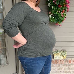 Motherhood Maternity olive green long sleeve XL